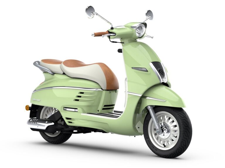 Scooter PEUGEOT DJANGO 125 avec top case