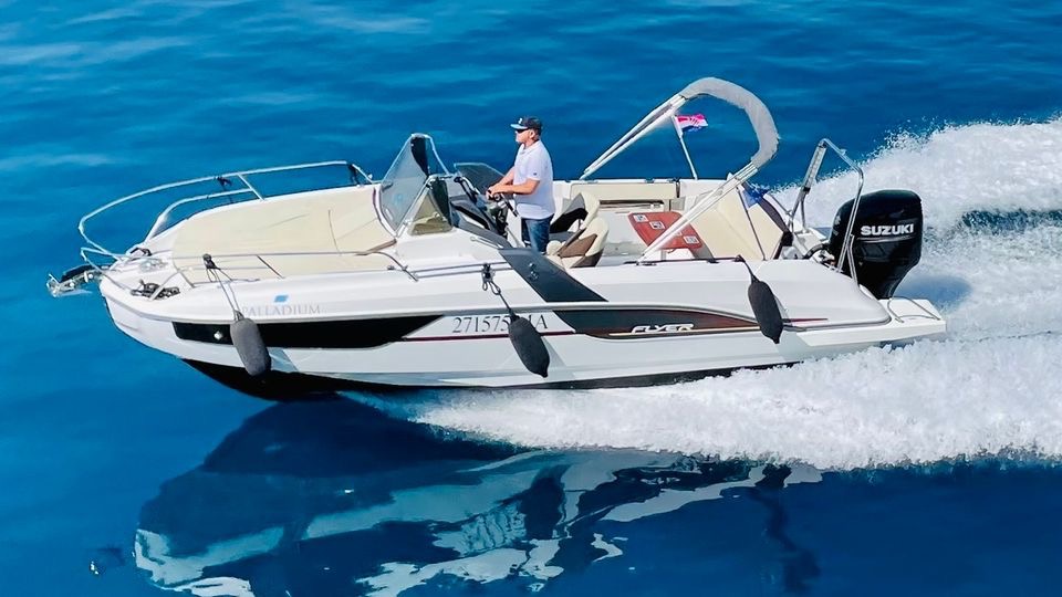 SUN BEACH-FLYER 7.7-300CV